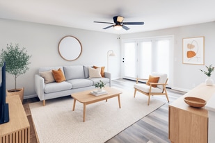 Washington Townhomes in San Lorenzo, CA - Building Photo