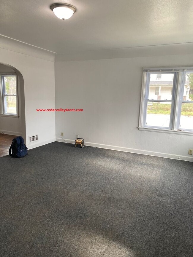 727 Randolph St in Waterloo, IA - Building Photo - Building Photo