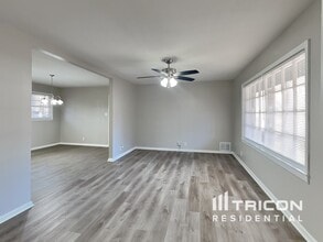 4930 Sugar Creek Dr in Sugar Hill, GA - Building Photo - Building Photo