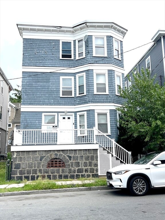 property at 53 Aspinwall Rd