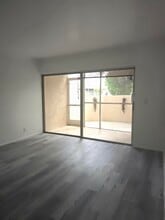 1531 SE Royal Green Cir in Port St. Lucie, FL - Building Photo - Building Photo