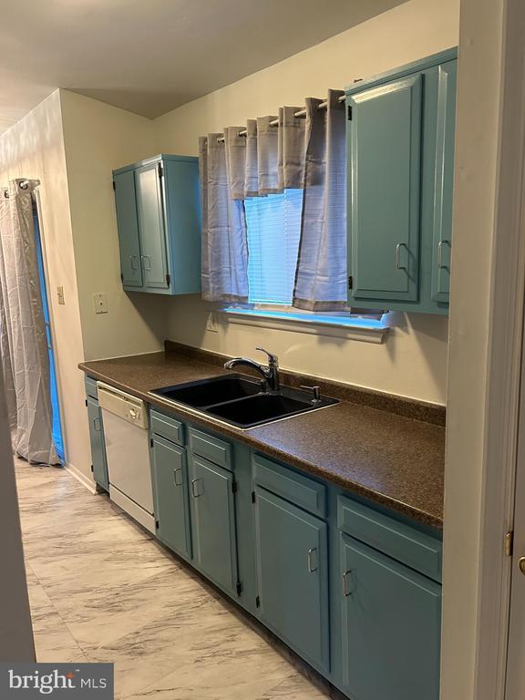 388 Aldeberan Dr in Washington Township, NJ - Building Photo - Building Photo
