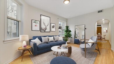 2520 W Cortez St, Unit 2R in Chicago, IL - Foto de edificio - Building Photo