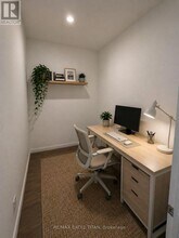197 Yonge St in Toronto, ON - Building Photo - Building Photo