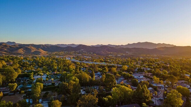 1499 Calle Morera-Unit -A- in Thousand Oaks, CA - Building Photo - Building Photo