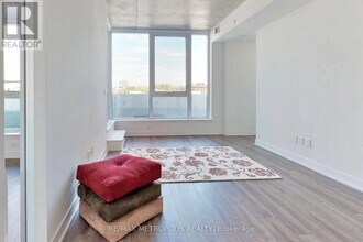 25 Baseball Pl in Toronto, ON - Building Photo - Building Photo