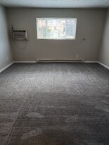 7300 Sunset Strip Ave NW in North Canton, OH - Building Photo