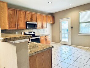 6608 Charles Trail in McKinney, TX - Building Photo - Building Photo