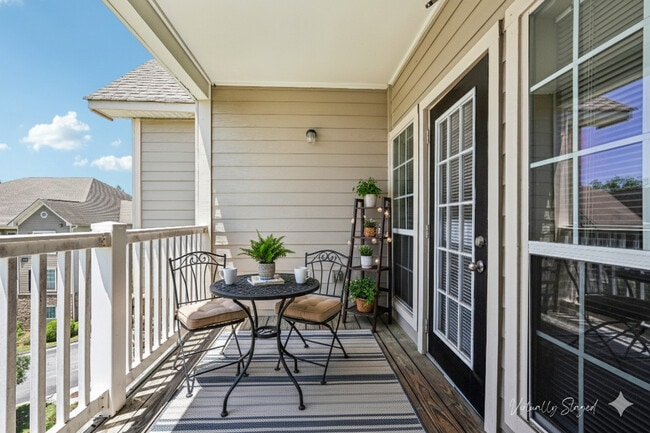 Wesley Providence Apartments at Stonecrest in Stonecrest, GA - Foto de edificio - Building Photo