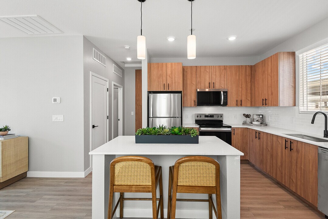 Verge in Apache Junction, AZ - Building Photo