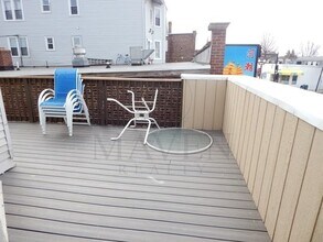 515 Medford St in Somerville, MA - Building Photo - Building Photo