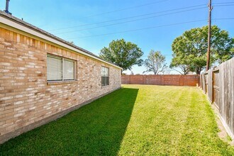 5703 Black Canyon Ct in Sugar Land, TX - Building Photo - Building Photo