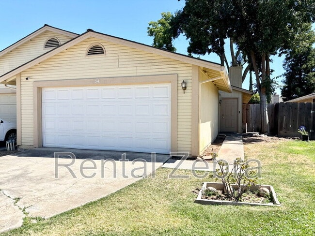 property at 34 Silverhorn Ct