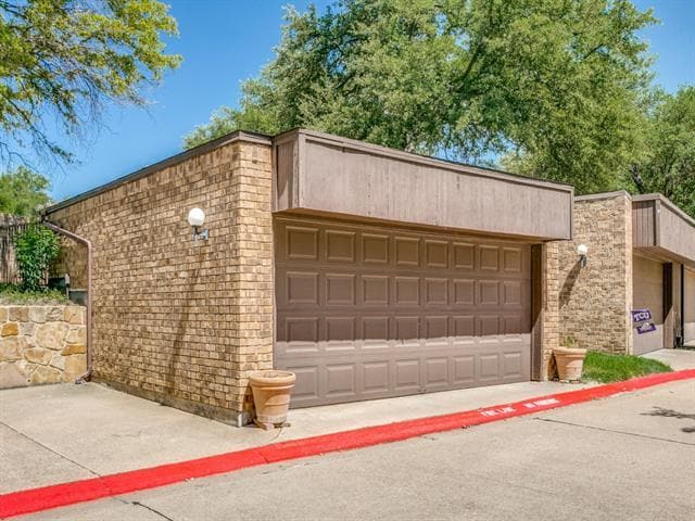 4227 Brook Tree Dr in Fort Worth, TX - Building Photo - Building Photo