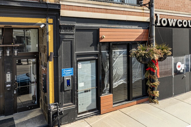 3341-3343 N CLARK CONDOMINIUM ASSOCIATION in Chicago, IL - Foto de edificio - Building Photo