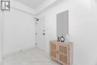 6 Spice Wy in Barrie, ON - Building Photo - Building Photo