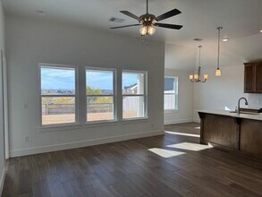 16105 Wolf Crk Wy in Oklahoma City, OK - Building Photo - Building Photo