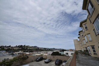 5810 Mission St in San Francisco, CA - Building Photo - Building Photo