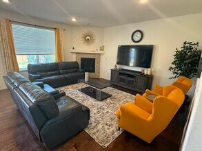 16431 Azalea Ave in Parker, CO - Building Photo - Building Photo