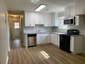 710 Portage Ave in Muscle Shoals, AL - Building Photo - Building Photo