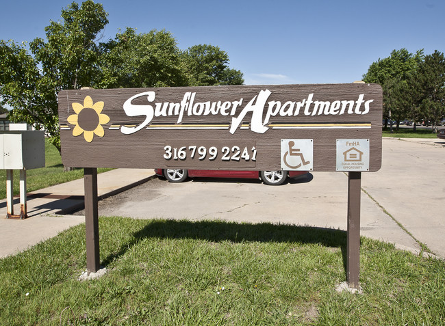 Sunflower Apartments in Whitewater, KS - Building Photo - Building Photo