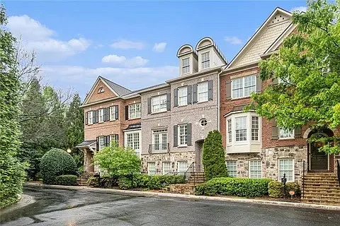 638 Parkside Vlg Wy in Marietta, GA - Building Photo