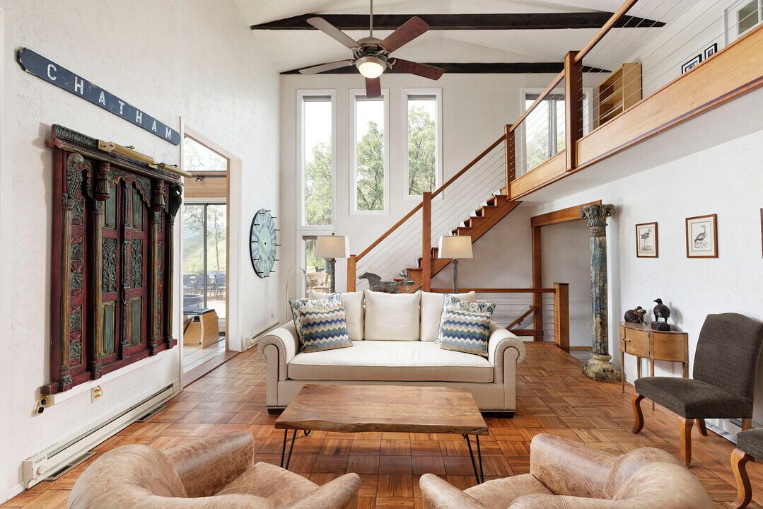 540 Upper Ranch Rd in Aspen, CO - Building Photo