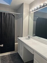 11636 Cedar Walk Dr in St. Louis, MO - Building Photo - Building Photo