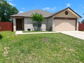 8227 Club Meadow Dr in Converse, TX - Building Photo