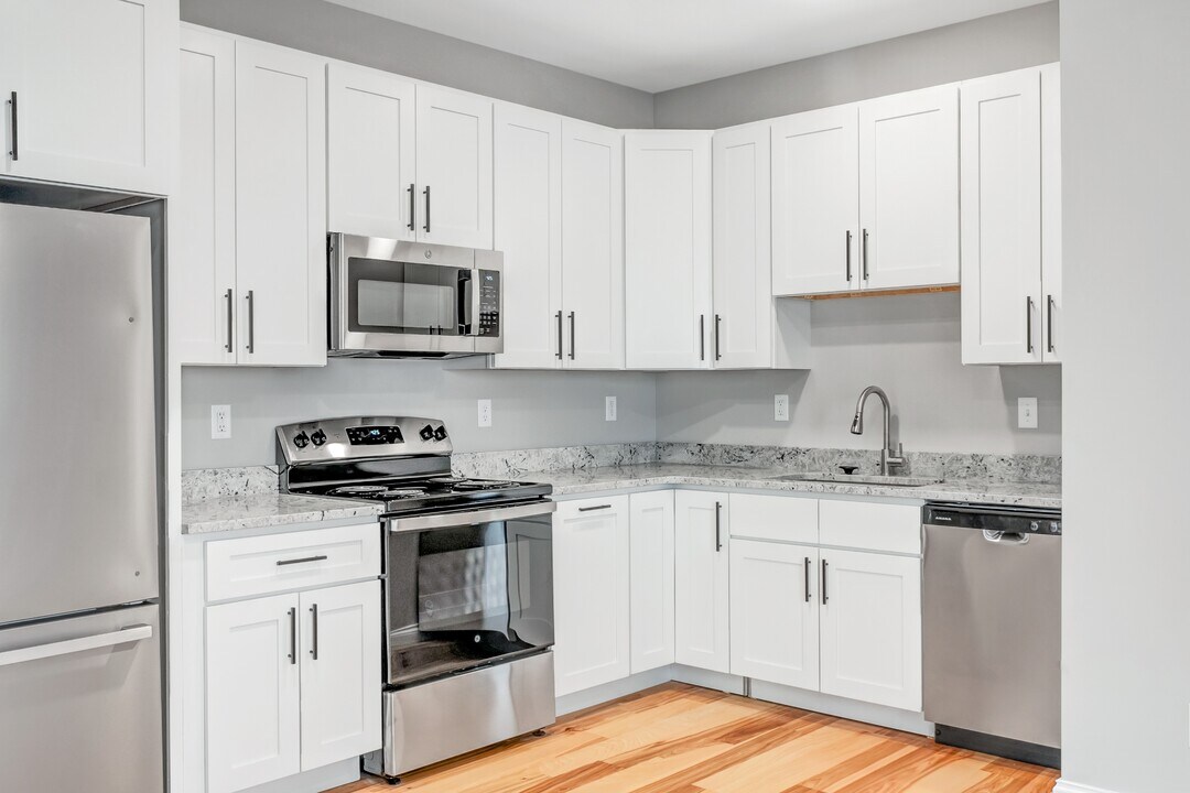 3409 Juniata St - B in St. Louis, MO - Building Photo