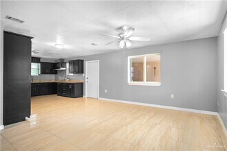 7 Raul Gonzalez Dr in Mercedes, TX - Building Photo - Building Photo