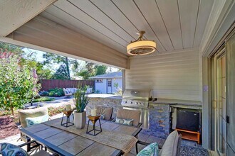 1034 Miller Dr in Davis, CA - Building Photo - Building Photo