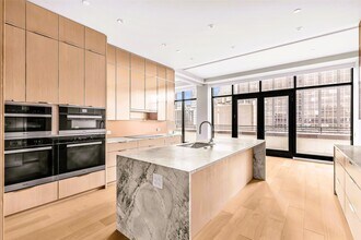 111 W 56th St in New York, NY - Building Photo - Building Photo