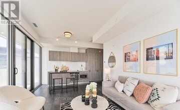 50A Charles St E in Toronto, ON - Building Photo - Building Photo