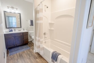 Overland Park in Pickerington, OH - Foto de edificio - Building Photo