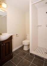12 Parker Hill Ave, Unit 3 in Boston, MA - Foto de edificio - Building Photo