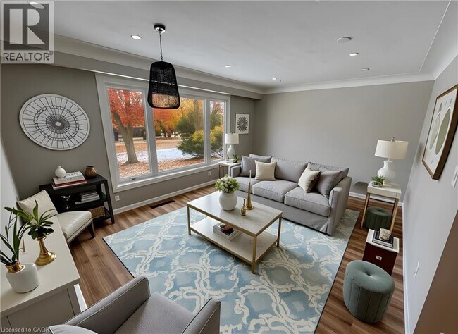 5 Fisher Crescent in Hamilton, ON - Building Photo - Building Photo