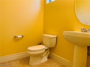 103 Red Tee Ln in Las Vegas, NV - Building Photo - Building Photo