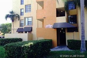 10500 SW 108th Ave, Unit B211 in Miami, FL - Building Photo
