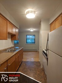 510 W Briar Pl, Unit #510-401 in Chicago, IL - Building Photo - Building Photo