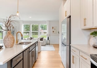 Towns at Rocky River in Charlotte, NC - Building Photo - Building Photo