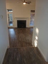 3049 Old Stone Dr, Unit 3039 in Birmingham, AL - Foto de edificio - Building Photo