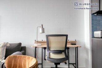 10 New St in Boston, MA - Foto de edificio - Building Photo