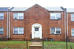 1217 Raum St NE Apartments