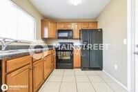 1050 S Salford Blvd photo'