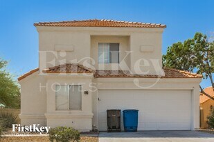 267 Spring Hills Ln in Henderson, NV - Building Photo