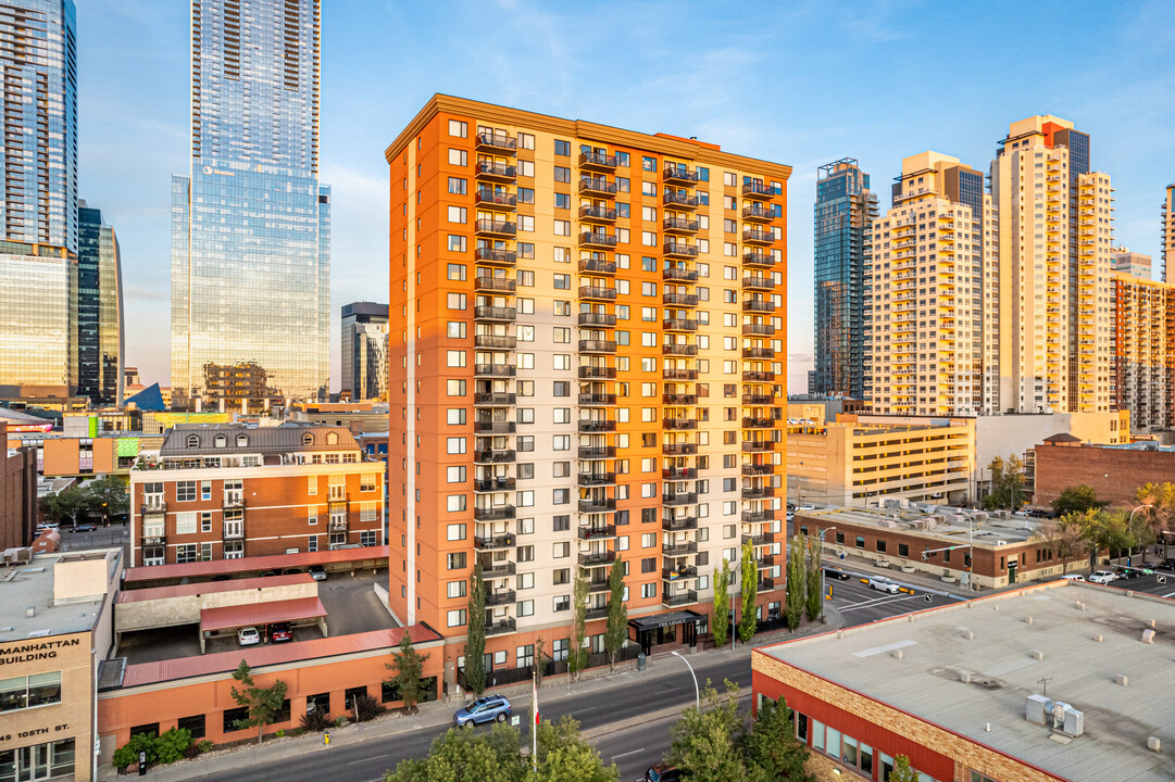 The Legacy in Edmonton, AB - Building Photo