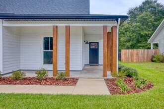 19904 NW 248th St in High Springs, FL - Building Photo - Building Photo