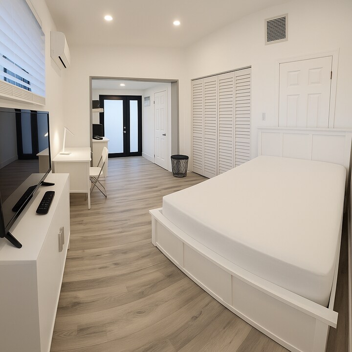 2415 SW 64th Ave, Unit Furnished Studio Unit M in Miami, FL - Building Photo