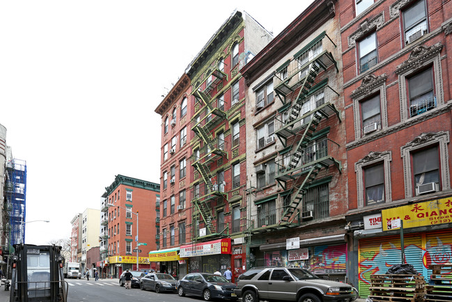 288 Broome St in New York, NY - Building Photo - Building Photo